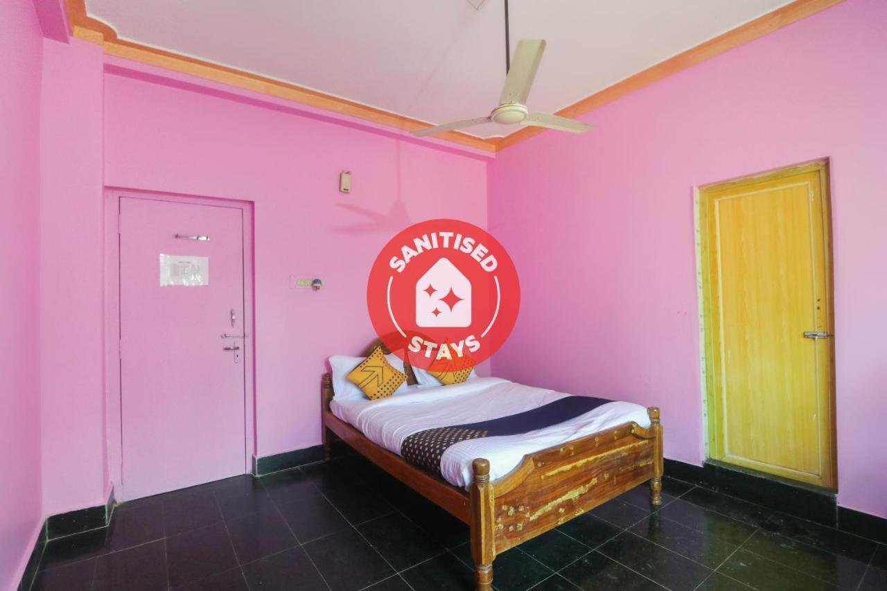Spot On 65043 Hotel Kalinga Palace Kendrapara Экстерьер фото