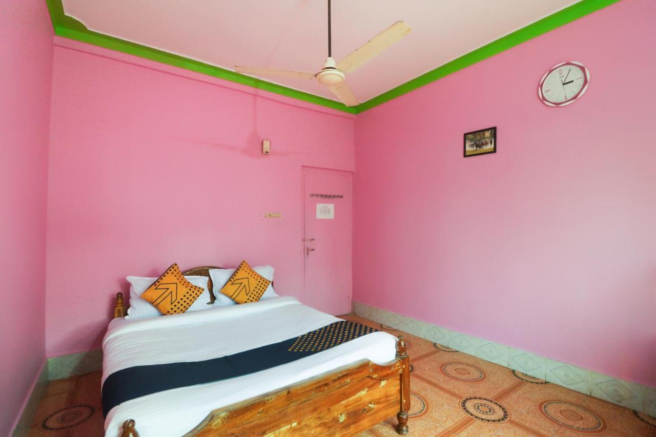 Spot On 65043 Hotel Kalinga Palace Kendrapara Экстерьер фото