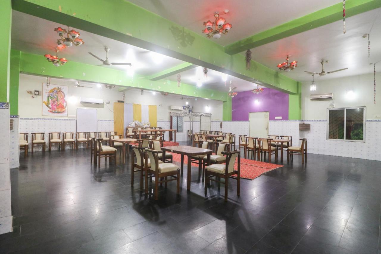 Spot On 65043 Hotel Kalinga Palace Kendrapara Экстерьер фото
